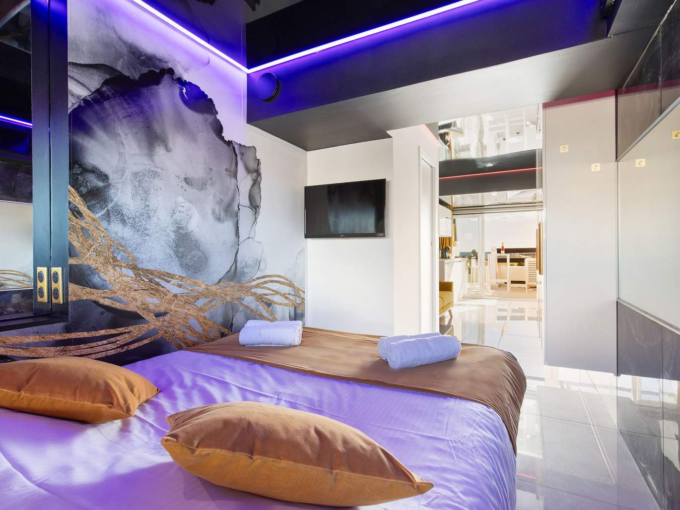 Sea Gold port nature